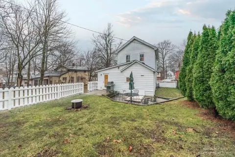616 3rd St, Ann Arbor, MI 48103 photo 37