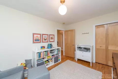 616 3rd St, Ann Arbor, MI 48103 photo 23