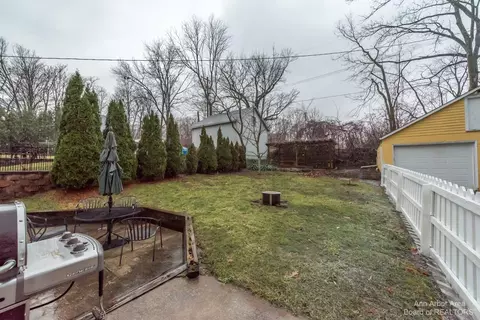 616 3rd St, Ann Arbor, MI 48103 photo 35