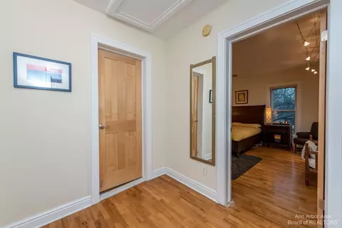 616 3rd St, Ann Arbor, MI 48103 photo 19