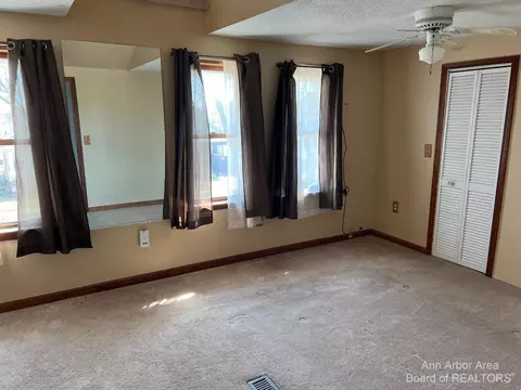 475 Arbor Ave, Monroe, MI 48162 photo 14