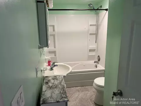 475 Arbor Ave, Monroe, MI 48162 photo 16