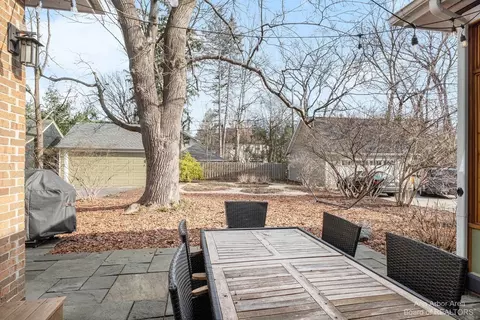 1611 Morton Ave, Ann Arbor, MI 48104 photo 67