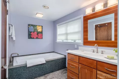 1611 Morton Ave, Ann Arbor, MI 48104 photo 40