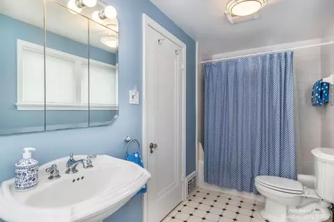 1611 Morton Ave, Ann Arbor, MI 48104 photo 45