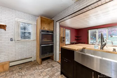 38633 Wade Rd, Romulus, MI 48174 photo 7