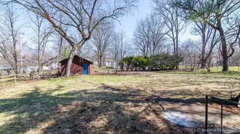 7626 Forest St, Dexter, MI 48130 photo 11