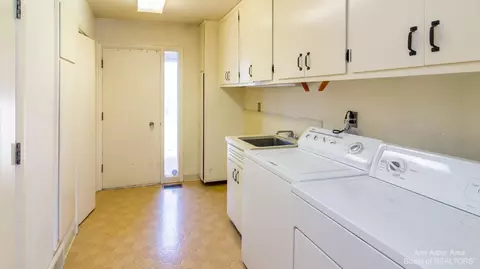 7626 Forest St, Dexter, MI 48130 photo 31