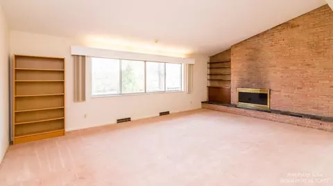 7626 Forest St, Dexter, MI 48130 photo 17