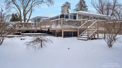 6240 S State St, Saline, MI 48176 photo 33