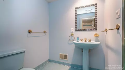 5708 Textile Rd, Saline, MI 48176 photo 79