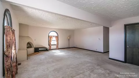 5708 Textile Rd, Saline, MI 48176 photo 38