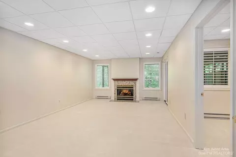 1908 Boulder Dr, Ann Arbor, MI 48104 photo 34