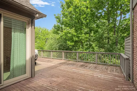 1908 Boulder Dr, Ann Arbor, MI 48104 photo 40