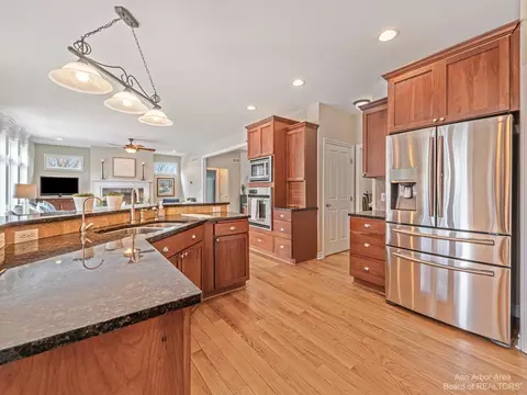 824 Pinecrest, Dexter, MI 48130 photo 12