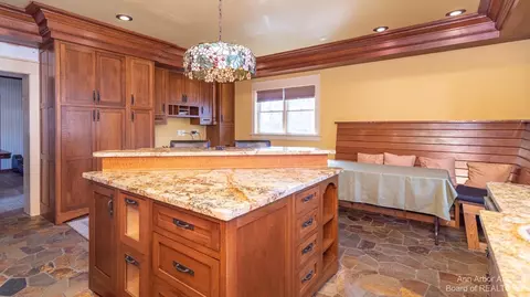 99 N Maple Rd, Saline, MI 48176 photo 24