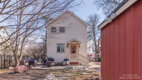 99 N Maple Rd, Saline, MI 48176 photo 9