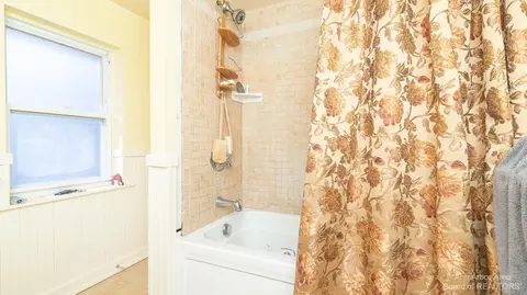 99 N Maple Rd, Saline, MI 48176 photo 55