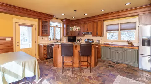 99 N Maple Rd, Saline, MI 48176 photo 22