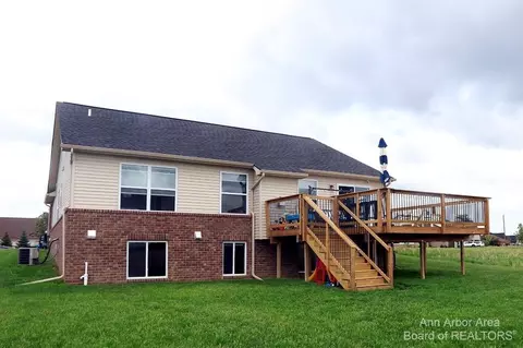 248 Willowbridge Dr, Dundee, MI 48131 photo 7