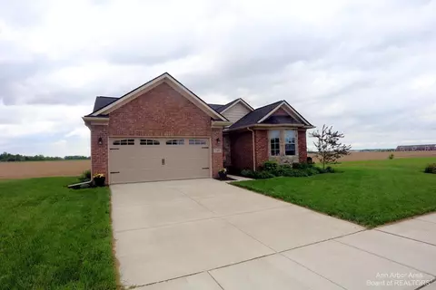 248 Willowbridge Dr, Dundee, MI 48131 photo 3