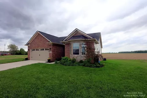 248 Willowbridge Dr, Dundee, MI 48131 photo 2