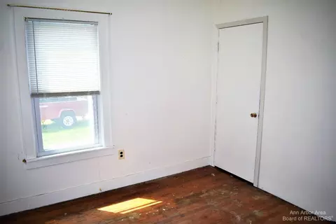 6939 N Custer Rd, Monroe, MI 48162 photo 16