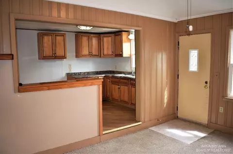 6939 N Custer Rd, Monroe, MI 48162 photo 5