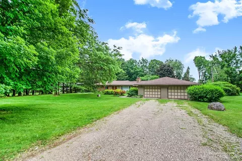 11865 Trinkle Rd, Dexter, MI 48130 photo 2