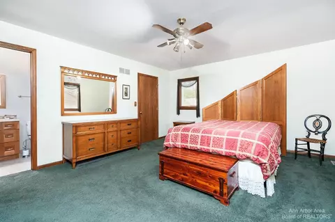 546 Echo Ct, Saline, MI 48176 photo 43