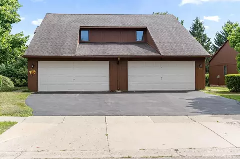 546 Echo Ct, Saline, MI 48176 photo 3