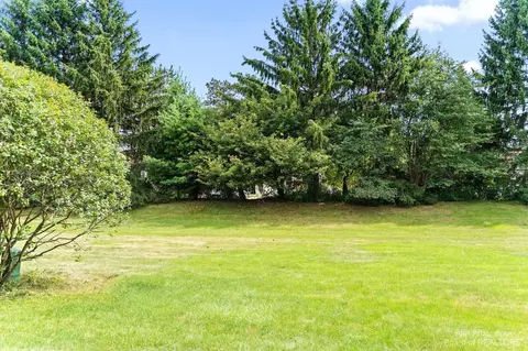 546 Echo Ct, Saline, MI 48176 photo 8