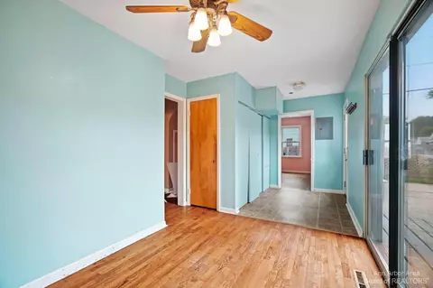 370 Everett St, Milan, MI 48160 photo 21