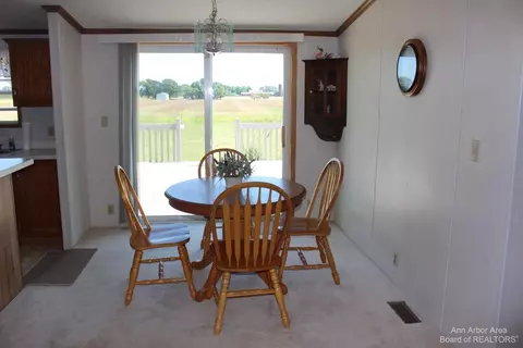 2425 Grey Tower, Jackson, MI 49201 photo 7