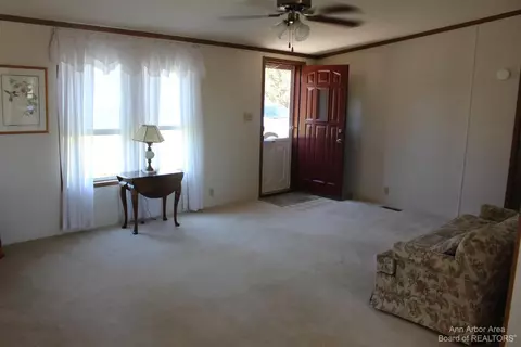2425 Grey Tower, Jackson, MI 49201 photo 4