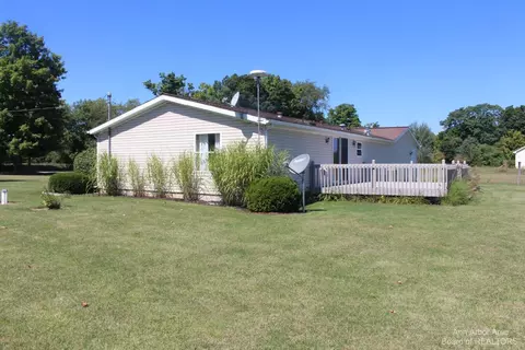 2425 Grey Tower, Jackson, MI 49201 photo 24