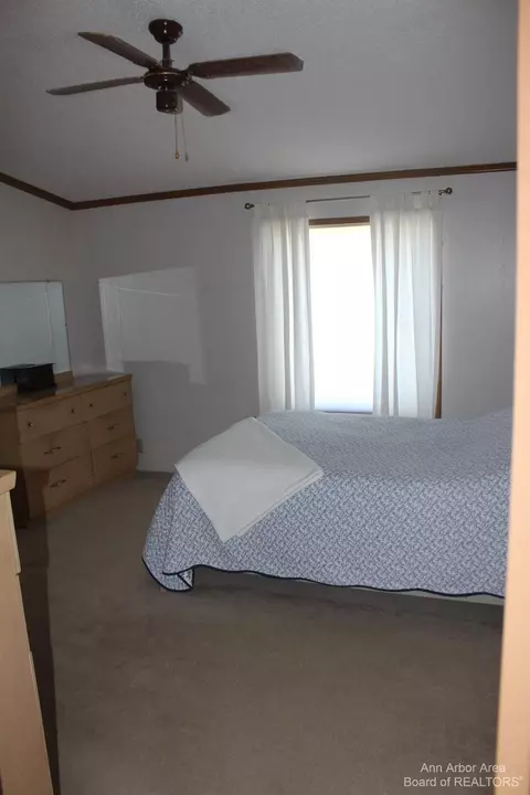 2425 Grey Tower, Jackson, MI 49201 photo 13