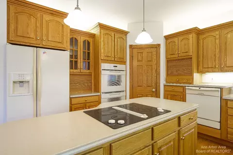 11679 Calkins Rd, Carleton, MI 48117 photo 11
