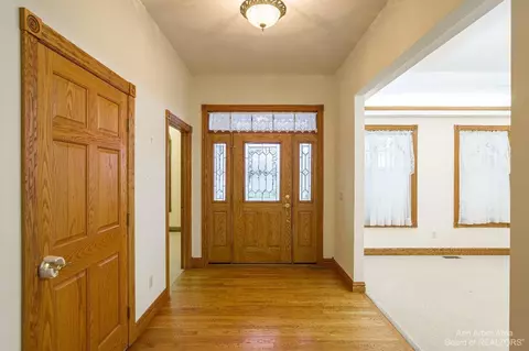 11679 Calkins Rd, Carleton, MI 48117 photo 3