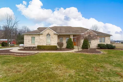 11679 Calkins Rd, Carleton, MI 48117 photo 1
