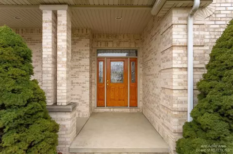 11679 Calkins Rd, Carleton, MI 48117 photo 2