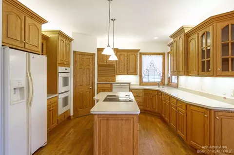 11679 Calkins Rd, Carleton, MI 48117 photo 10