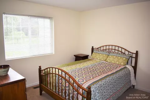 601 Carriage Dr, Tecumseh, MI 49286 photo 16