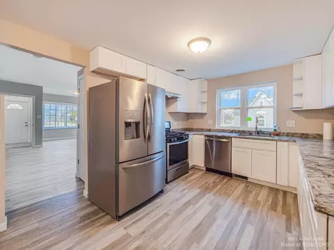 4417 High St, Ecorse, MI 48229