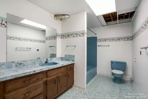 1075 W Bemis Rd, Saline, MI 48176 photo 51