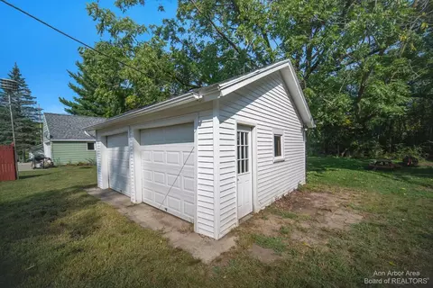 724 Jasper St, Jackson, MI 49203 photo 25