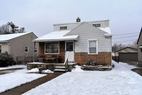 8008 Hipp St, Taylor, MI 48180 photo 1