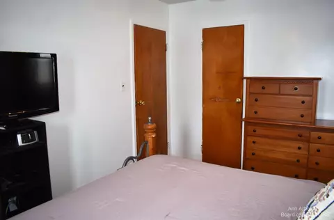 8008 Hipp St, Taylor, MI 48180 photo 13