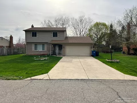 3742 Cloverlawn Ave, Ypsilanti, MI 48197