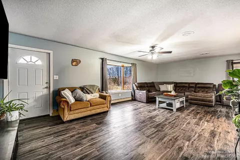 4597 Mccain Rd, Jackson, MI 49201 photo 3